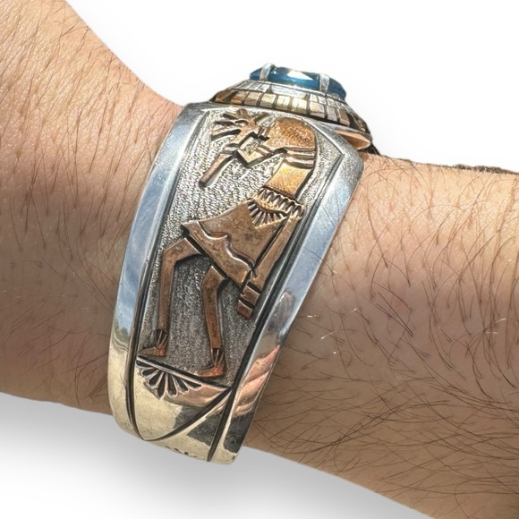 Leo James Vintage Native American Navajo Gold Kokopelli Sterling Silver Bracelet - Picture 10 of 15